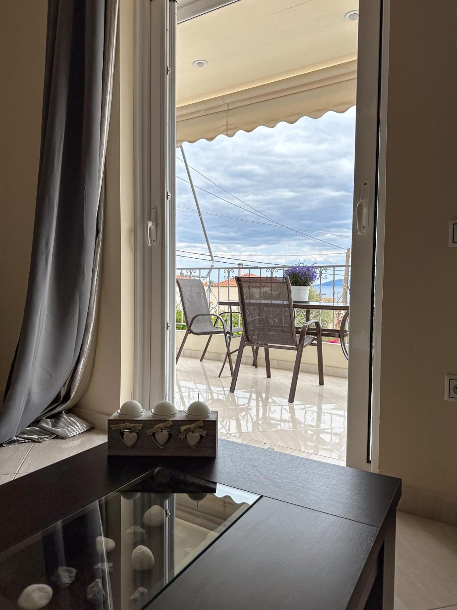 Sun N' Salt I Apartment Толо Екстер'єр фото