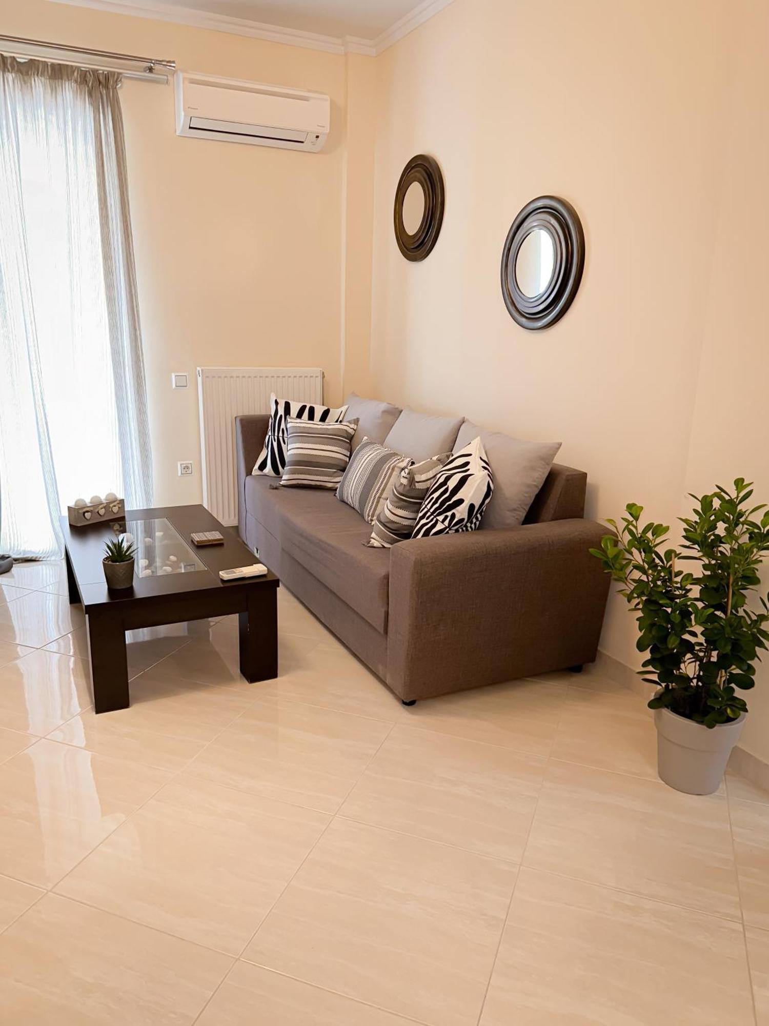 Sun N' Salt I Apartment Толо Екстер'єр фото