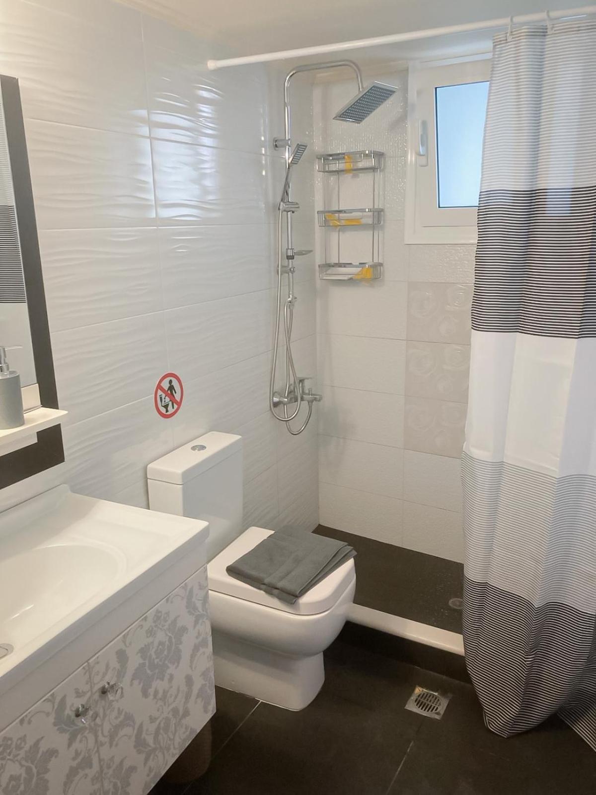 Sun N' Salt I Apartment Толо Екстер'єр фото